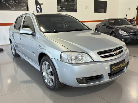 CHEVROLET ASTRA 2.0 MPFI ADVANTAGE 8V FLEX 4P MANUAL